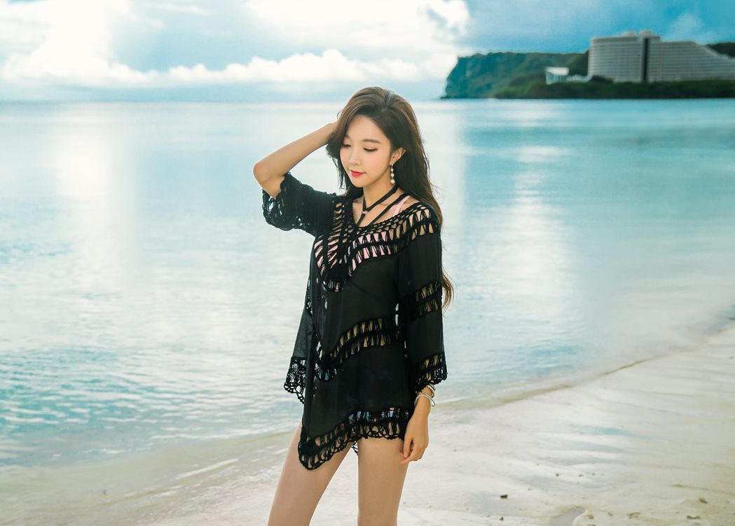 Park Soo Yeon Beach Temperament Picture and Photo