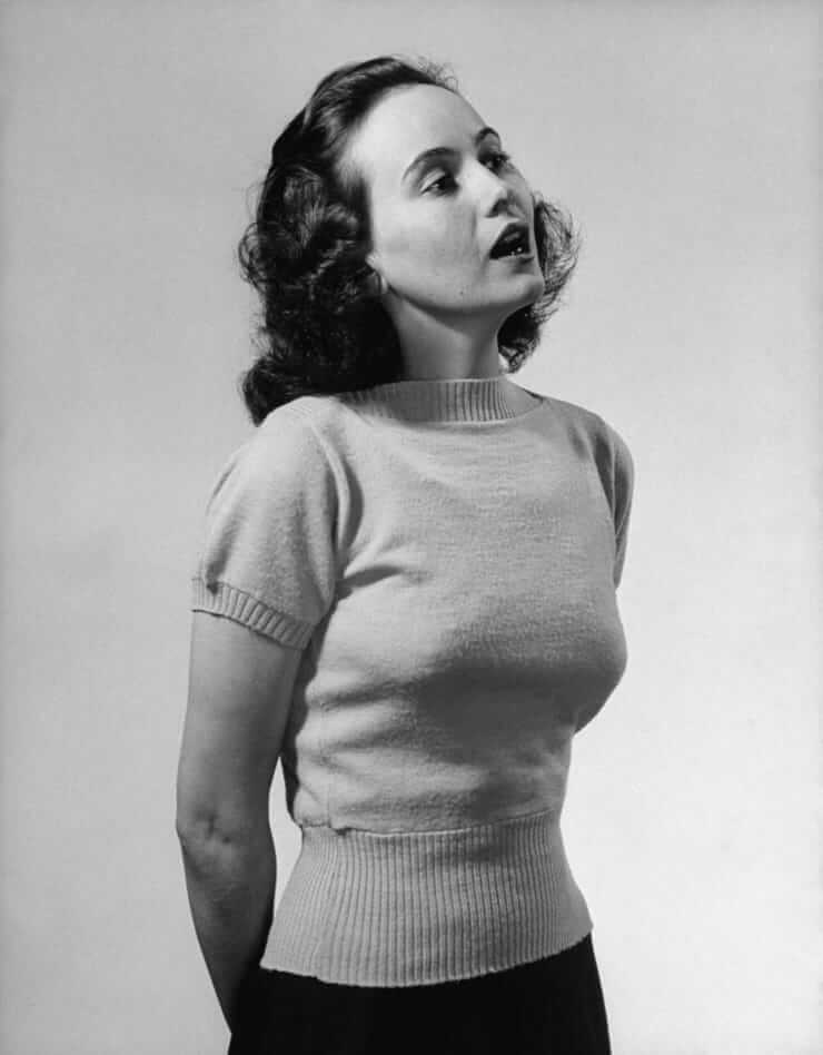 51 Sexy Teresa Wright Boobs Pictures Demonstrate That She Is Probably